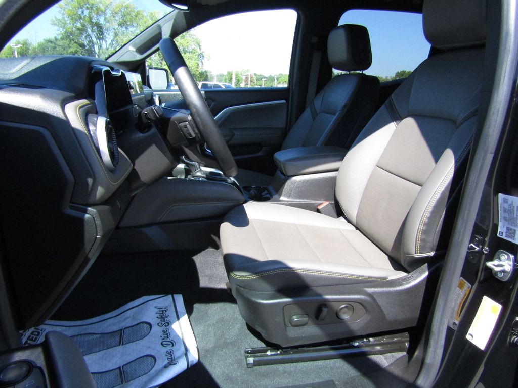 2023 Chevrolet Colorado ZR2 photo 10