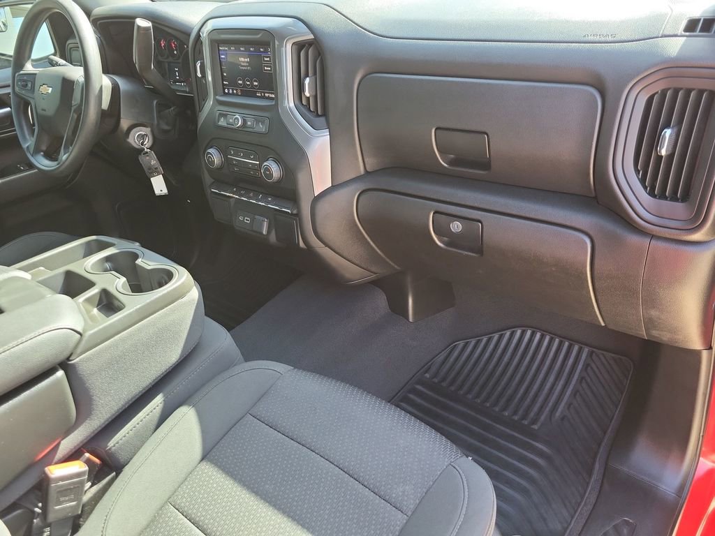 2022 Chevrolet Silverado 1500 Custom photo 25