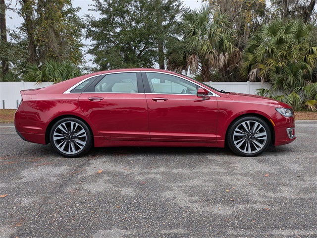 2018 Lincoln MKZ Hybrid Reserve photo 2