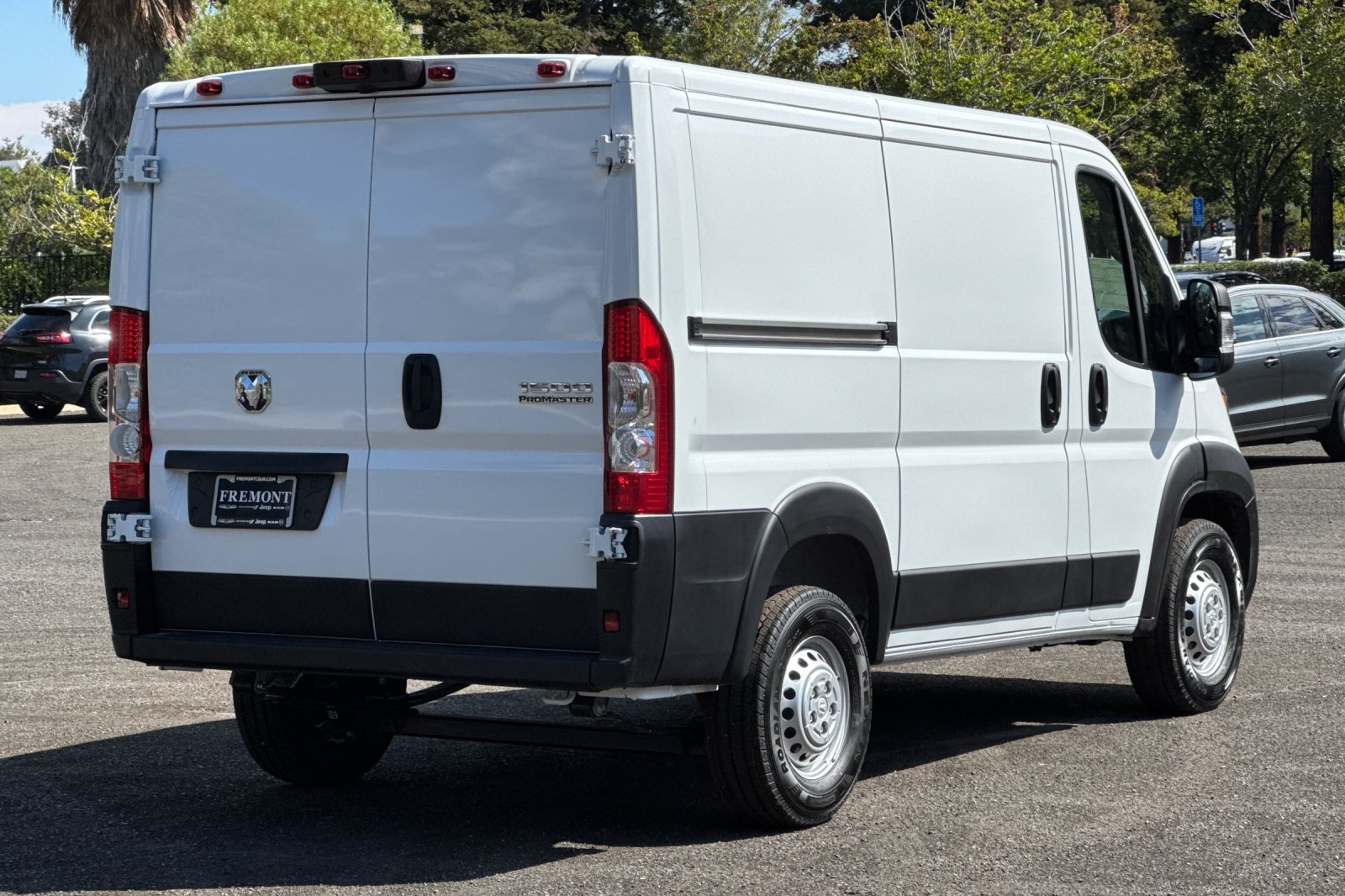 2026 Ram ProMaster 1500 photo 2