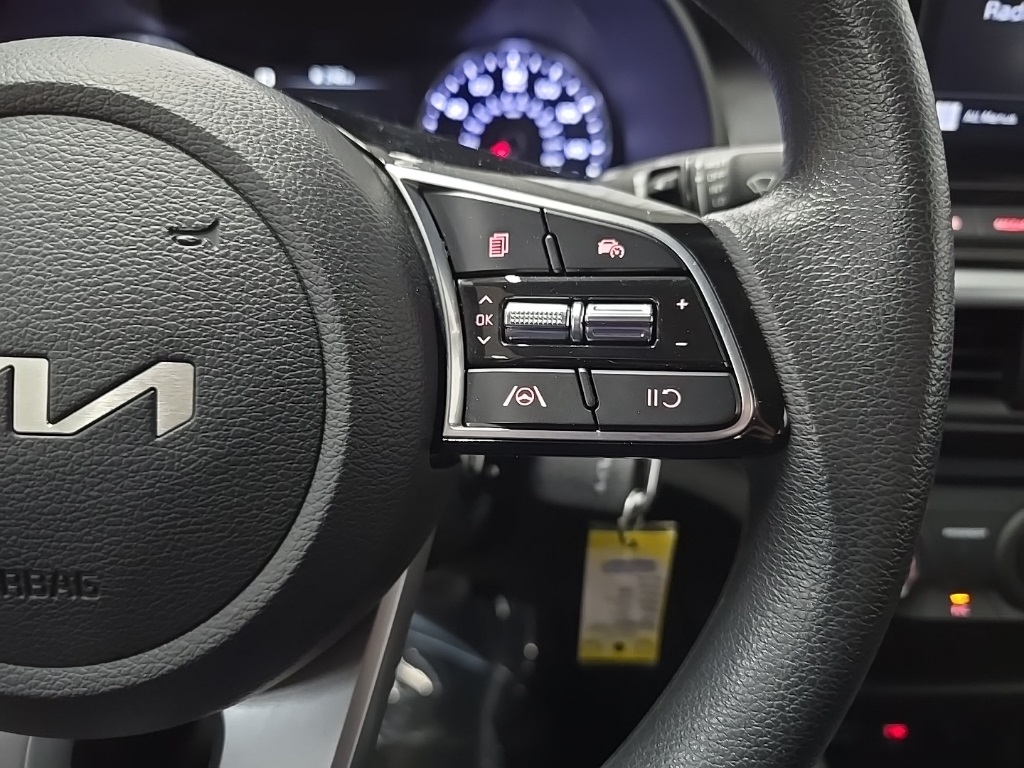 2023 Kia Forte LXS photo 19