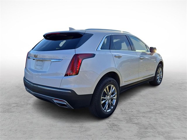 2021 Cadillac XT5 Premium Luxury photo 3
