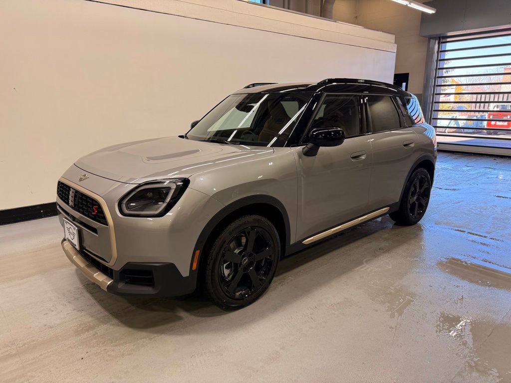 2026 MINI Countryman S's photo