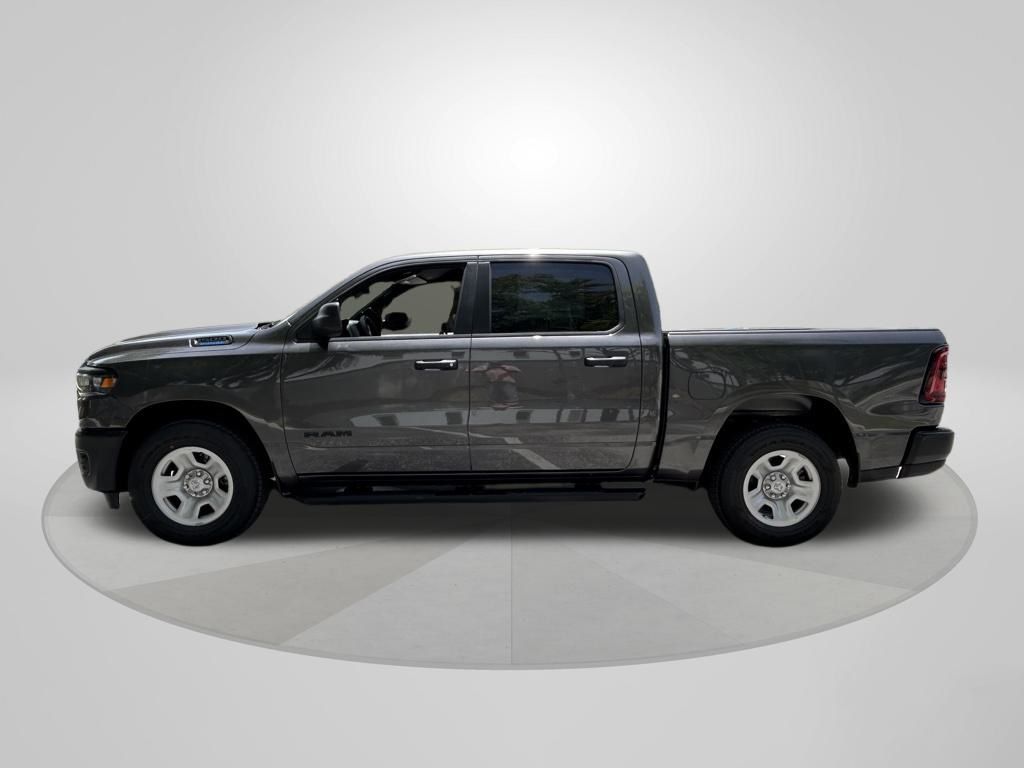 2025 Ram 1500 Tradesman photo 4