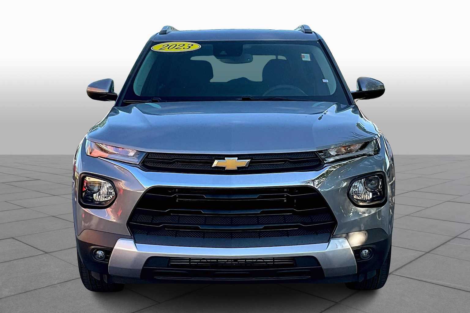 2023 Chevrolet Trailblazer LT photo 3