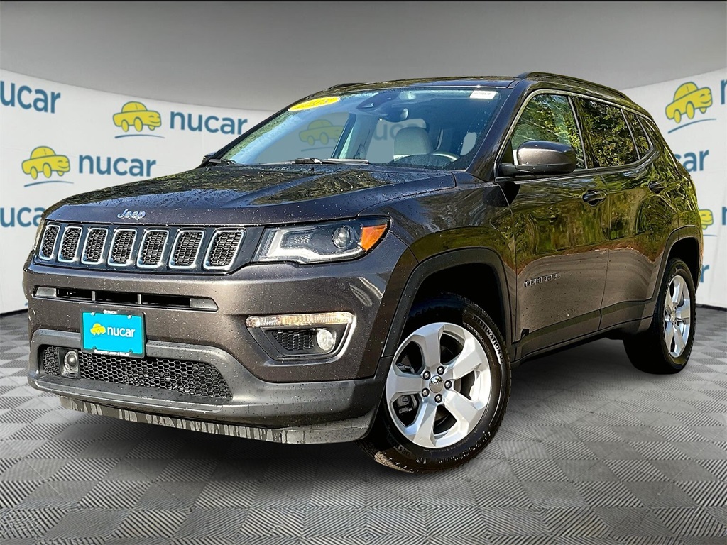 2018 Jeep Compass Latitude photo 2