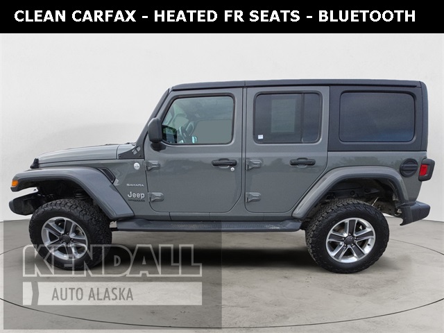 Used 2019 Gray Jeep Unlimited Sahara image 2
