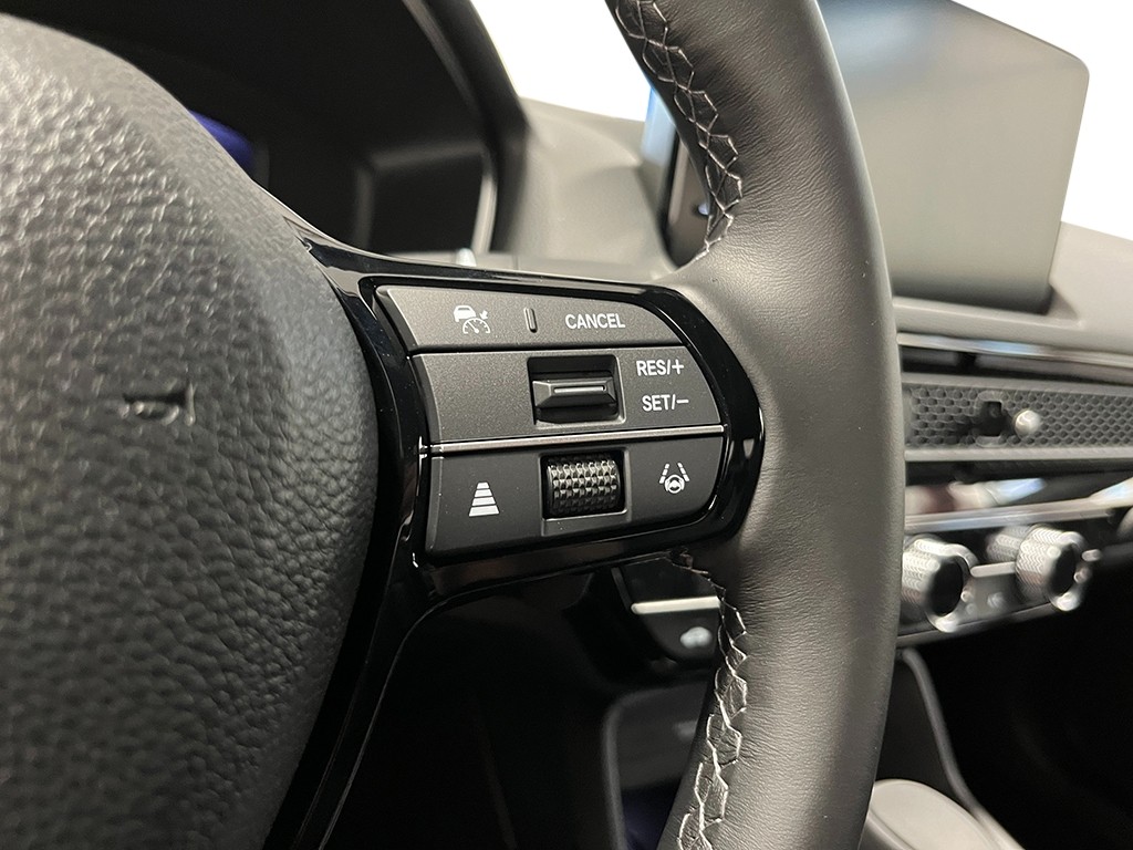 2026 Honda Civic Hybrid Sport Touring photo 18