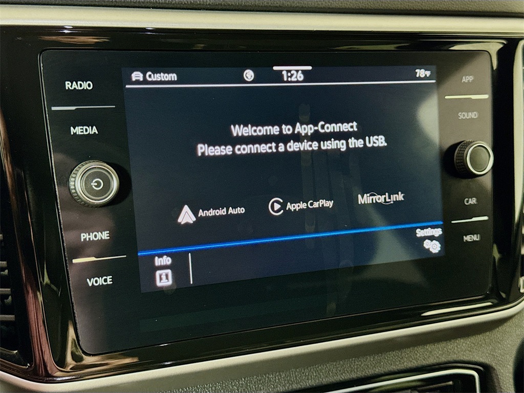 2023 Volkswagen Atlas Cross Sport V6 SE Technology photo 30