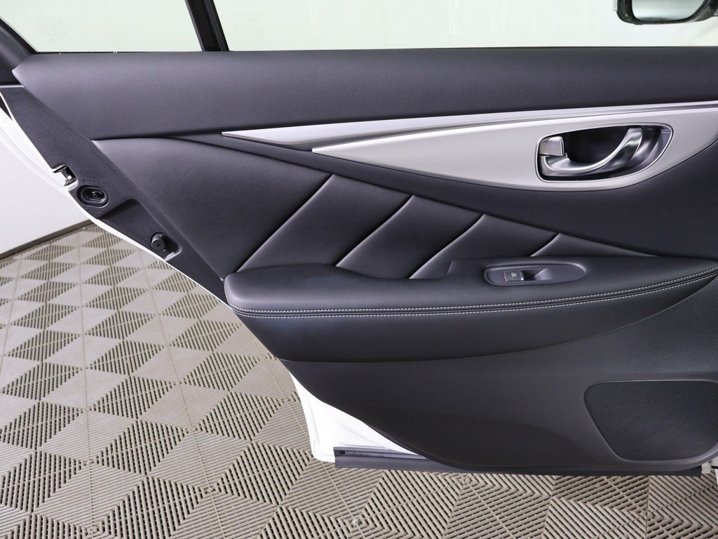 2022 Infiniti Q50 LUXE photo 18