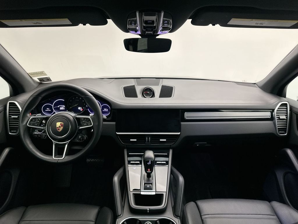 2023 Porsche Cayenne E-Hybrid Base photo 8