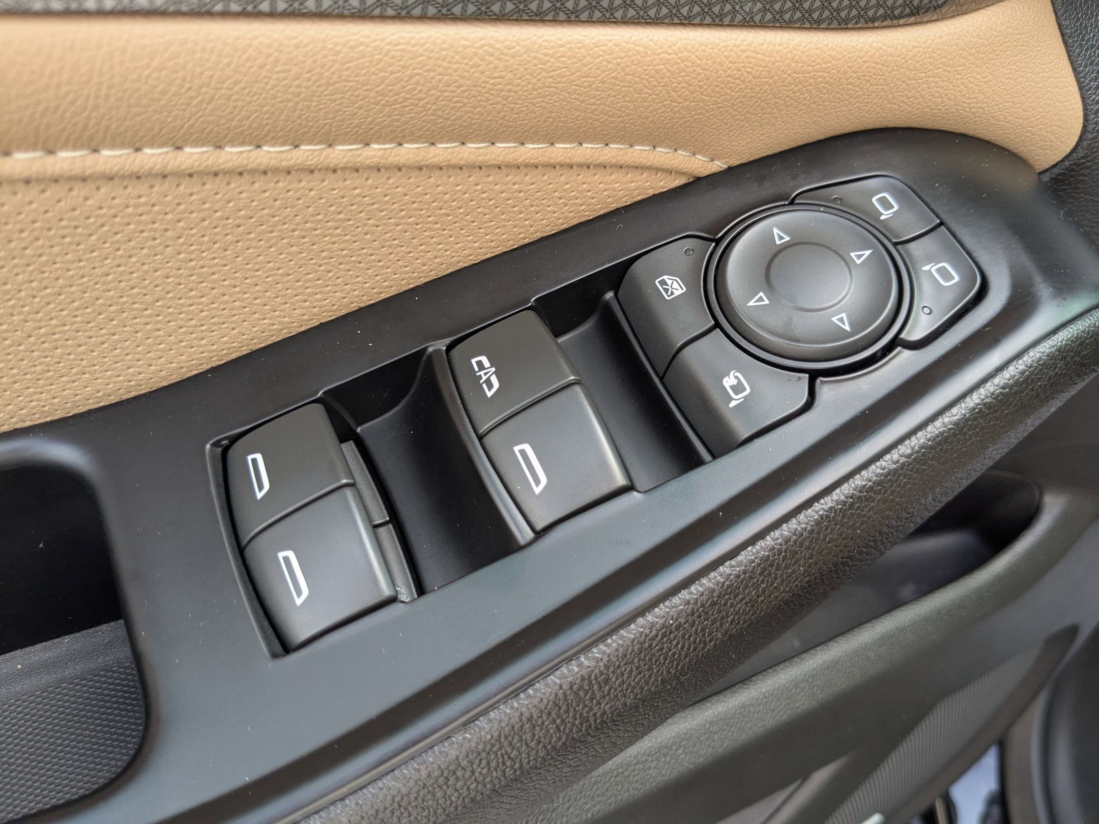 2023 Chevrolet Traverse Premier photo 11