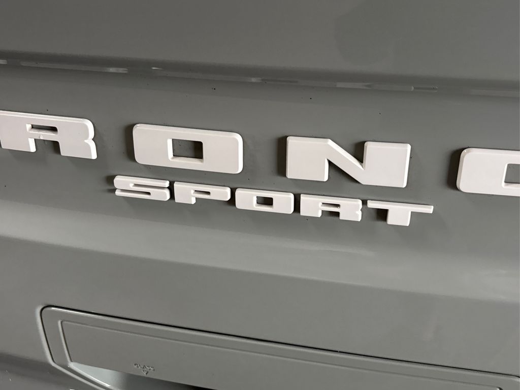 2021 Ford Bronco Sport Outer Banks photo 13