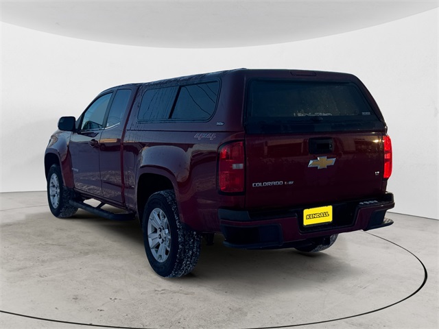 2018 Chevrolet Colorado LT photo 2