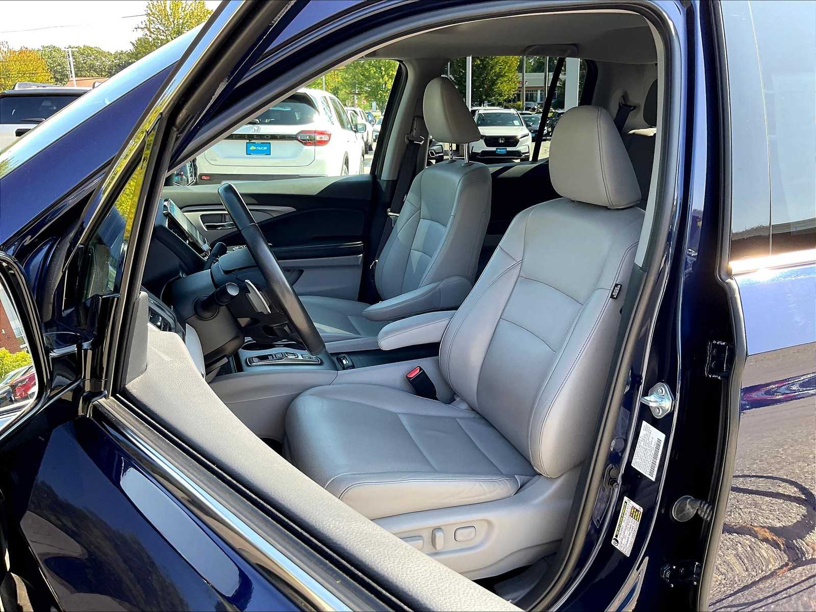 2022 Honda Ridgeline RTL-E photo 10