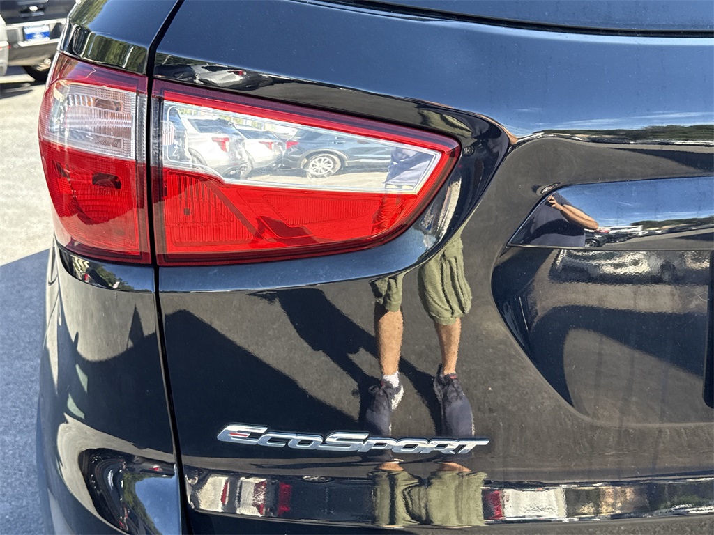 2019 Ford EcoSport SE photo 32