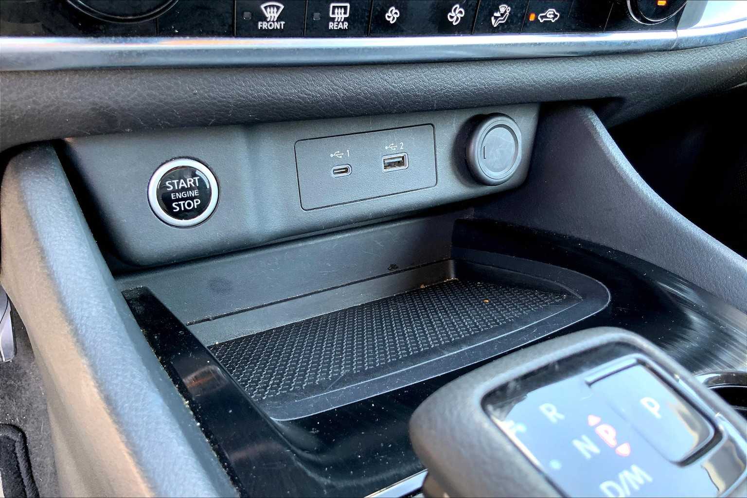 2023 Nissan Rogue SV photo 29