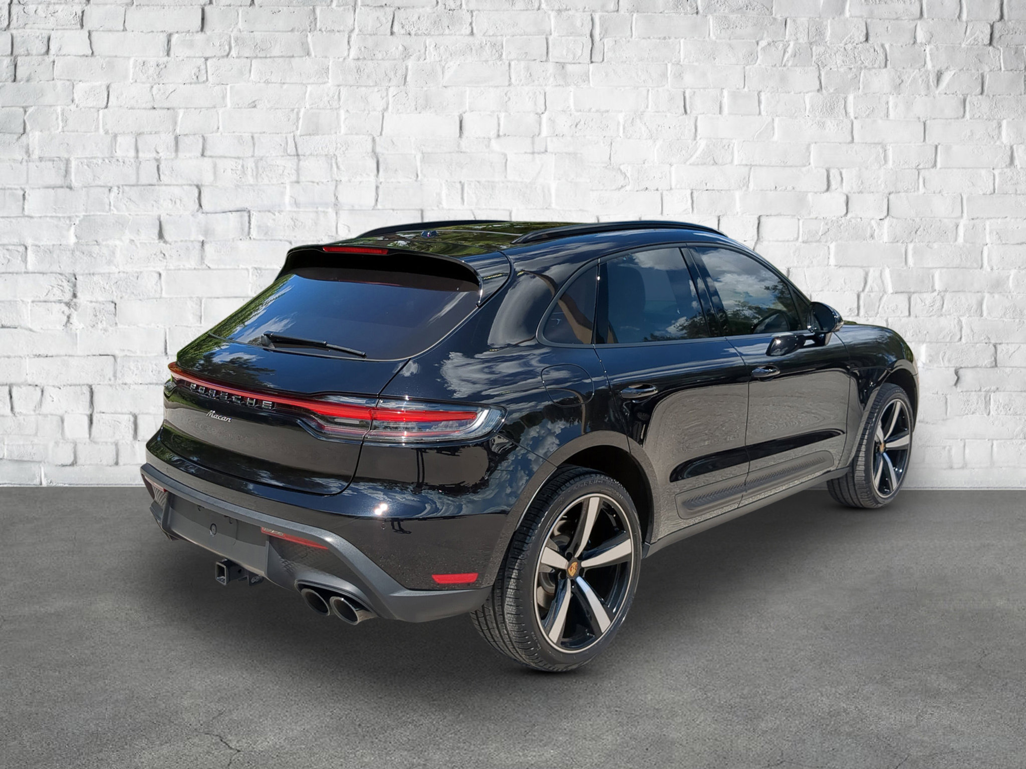 2024 Porsche Macan Base photo 6