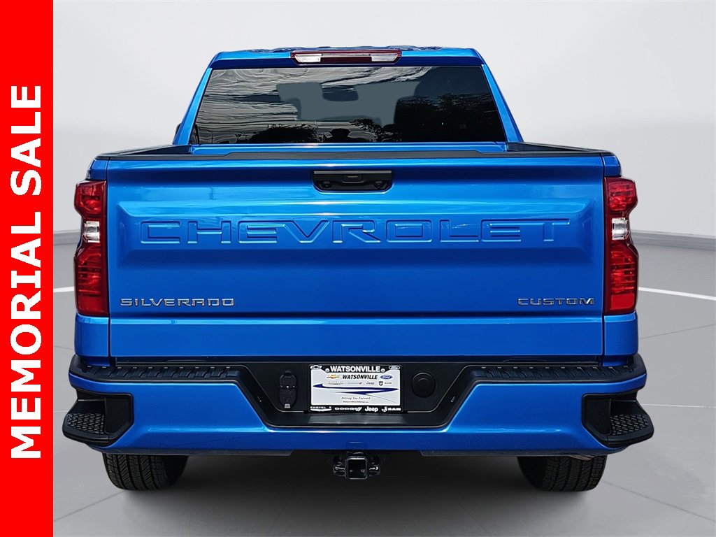 2025 Chevrolet Silverado 1500 Custom photo 4