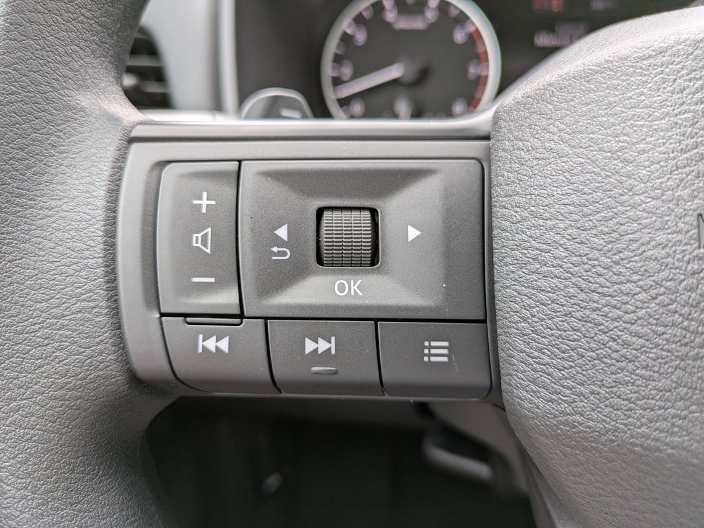 2026 Nissan Rogue S photo 19