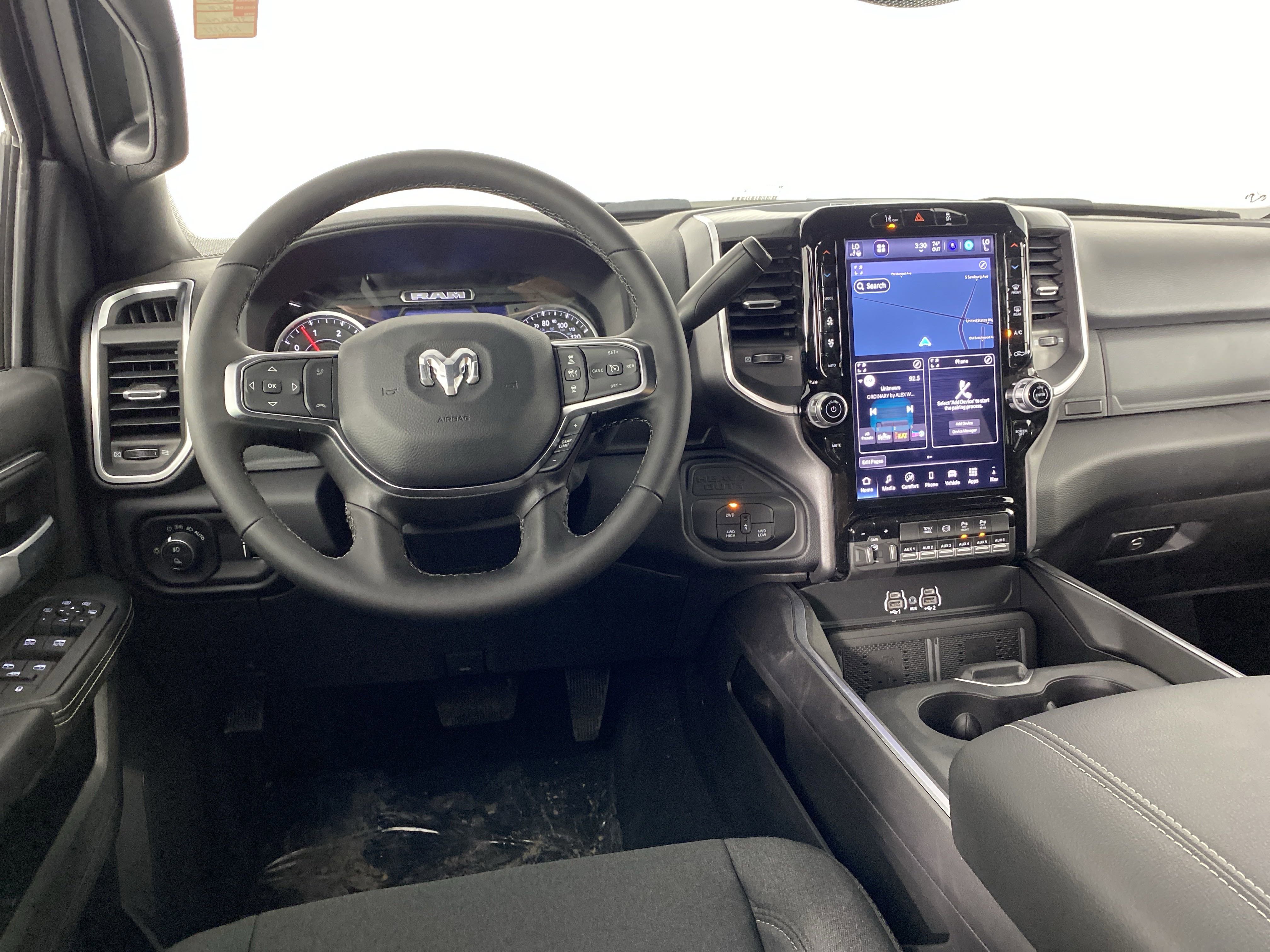 2025 Ram 2500 Big Horn photo 2