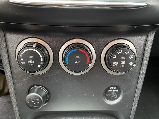 2015 Nissan Rogue Select S photo 11