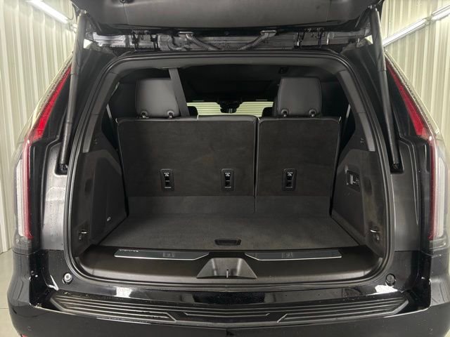 2024 Cadillac Escalade Premium Luxury photo 18