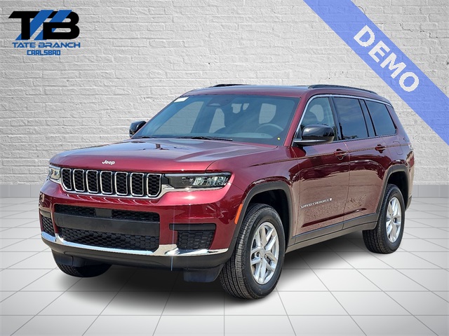 2025 Jeep Grand Cherokee L Laredo's photo