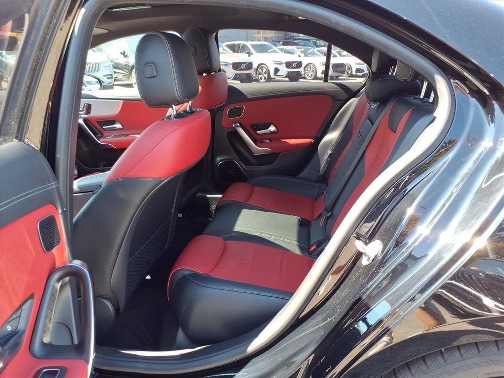 2021 Mercedes Benz A 220 4MATIC photo 12