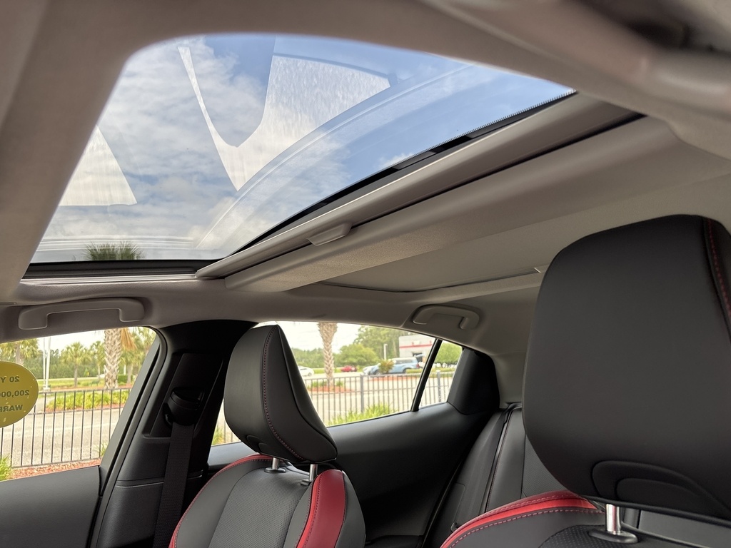 2024 Toyota Prius Prime XSE photo 16