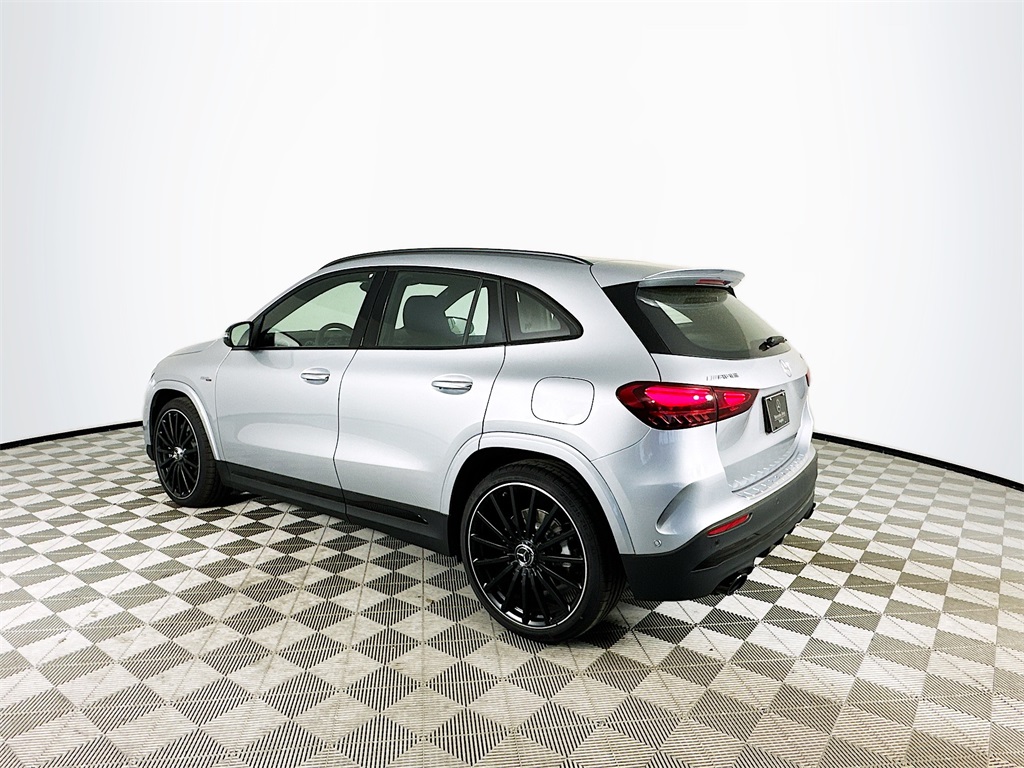 2025 Mercedes Benz GLA AMG 35 4MATIC photo 5