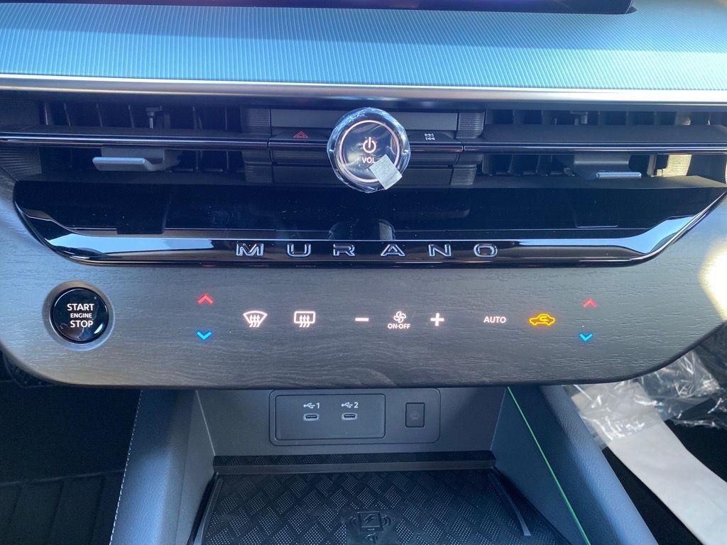 2025 Nissan Murano Platinum photo 10