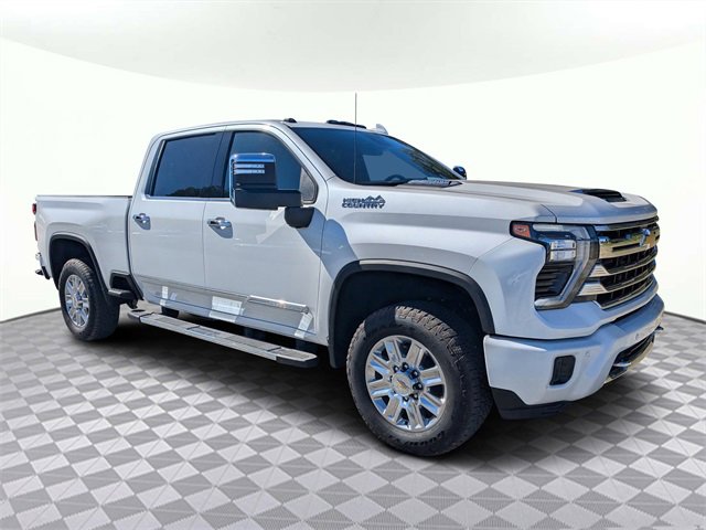 2025 Chevrolet Silverado 2500HD High Country photo 2