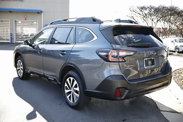 2022 Subaru Outback Premium photo 3