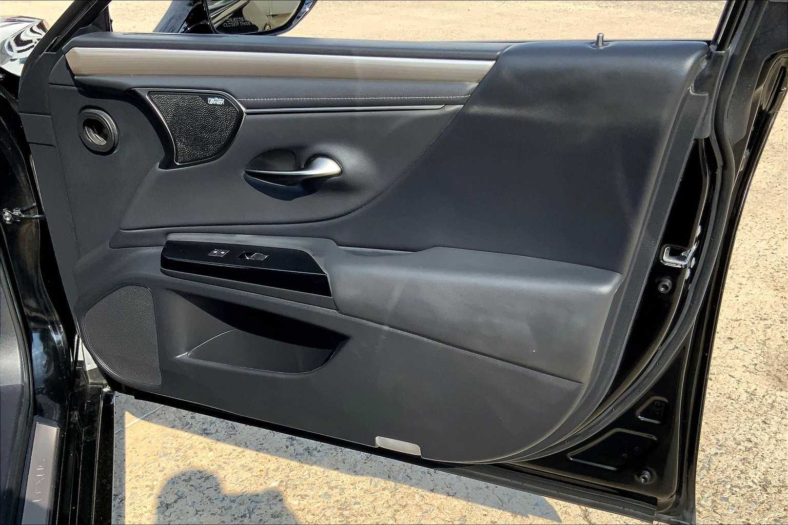 2024 Lexus ES 350 F SPORT Handling photo 21