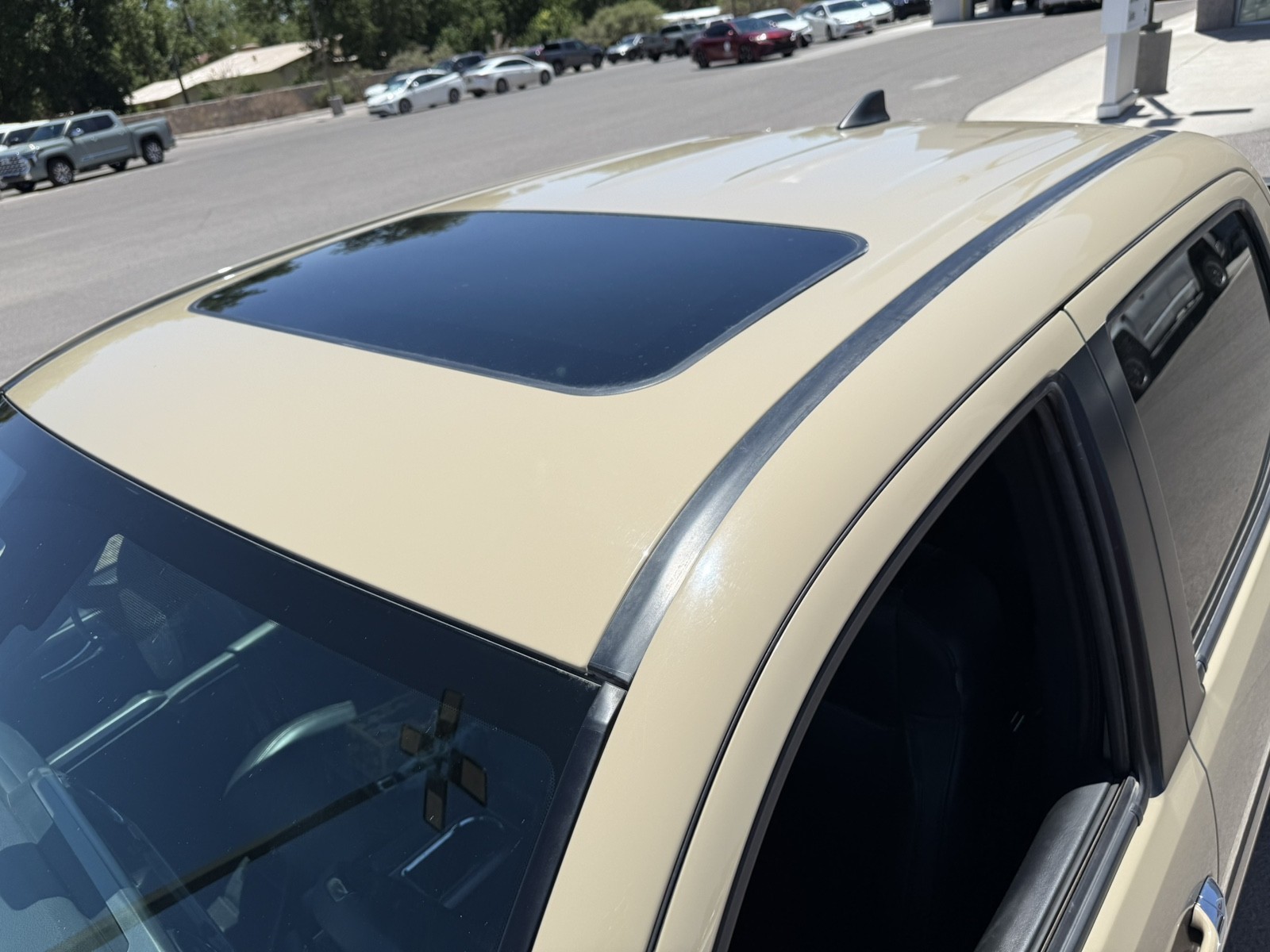 Used 2018 BROWN Toyota Limited image 9