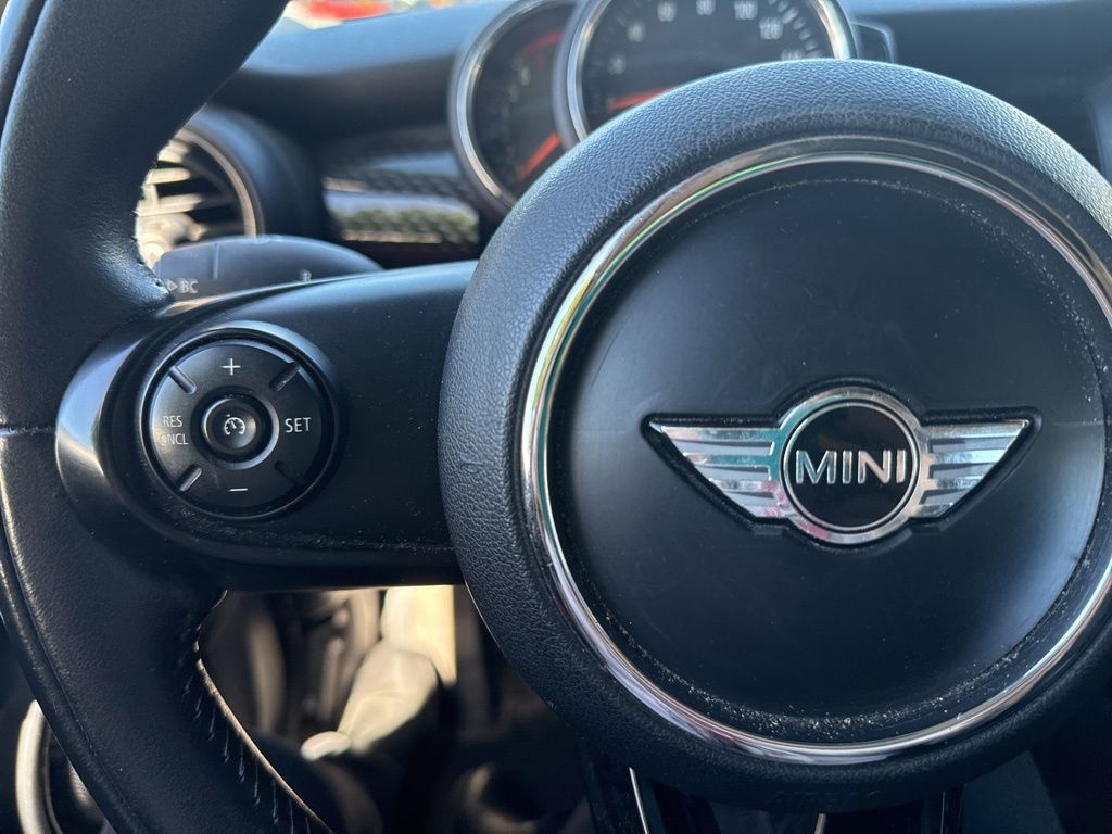 2018 Mini Cooper 4 Door Hardtop Base photo 12