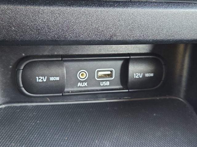 2019 Kia Forte S photo 9