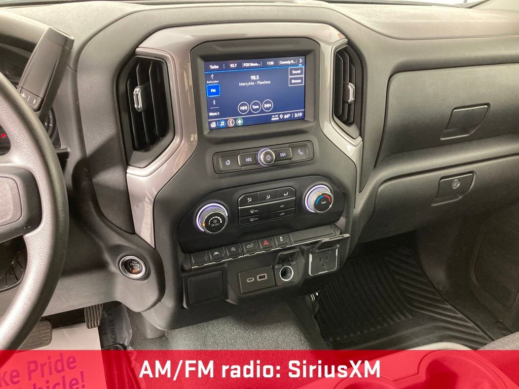 Used 2022 Chevrolet Silverado 1500 Custom with VIN 1GCPDBEK8NZ617643 for sale in Monticello, Minnesota