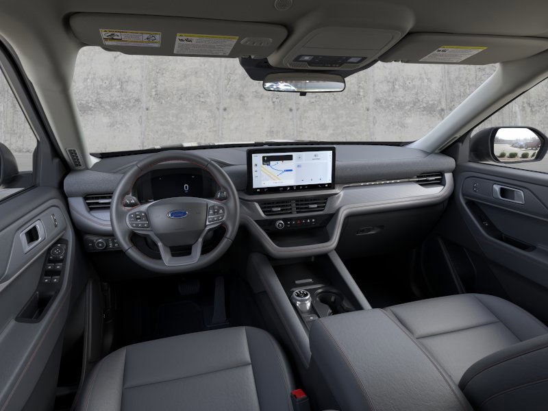 2025 Ford Explorer photo 9