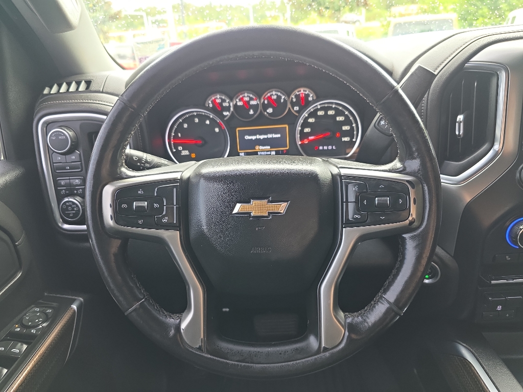 2020 Chevrolet Silverado 3500HD LT photo 18