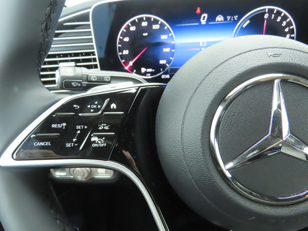2026 Mercedes Benz GLE 450e 4MATIC photo 10