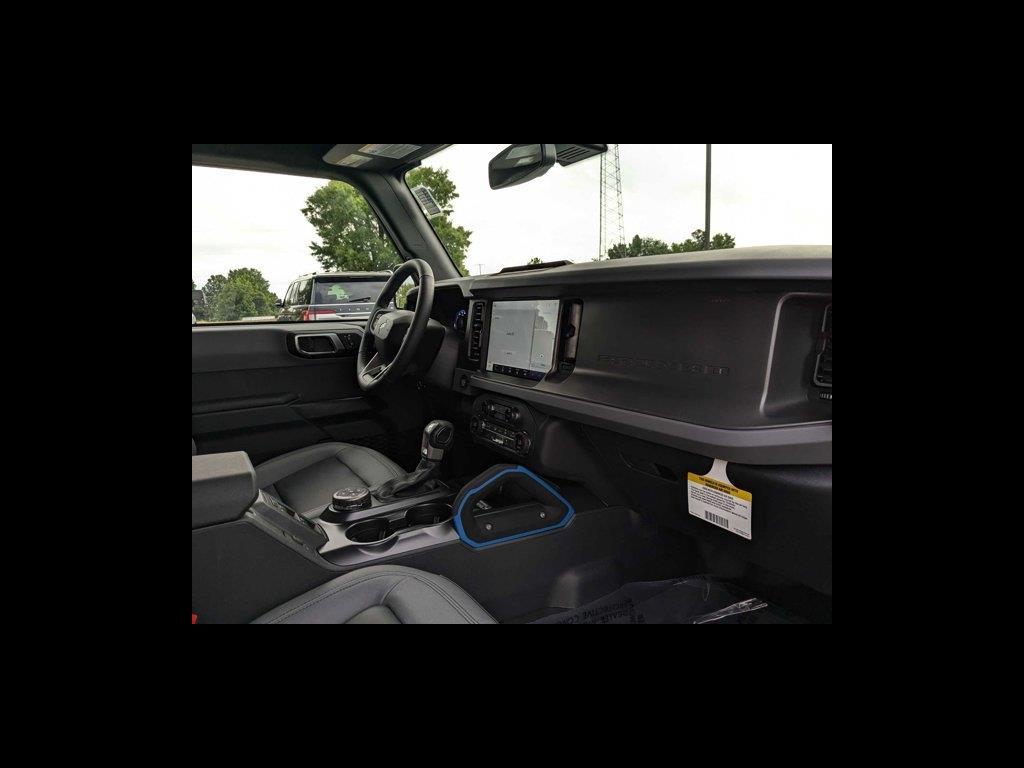 2024 Ford Bronco Black Diamond photo 19