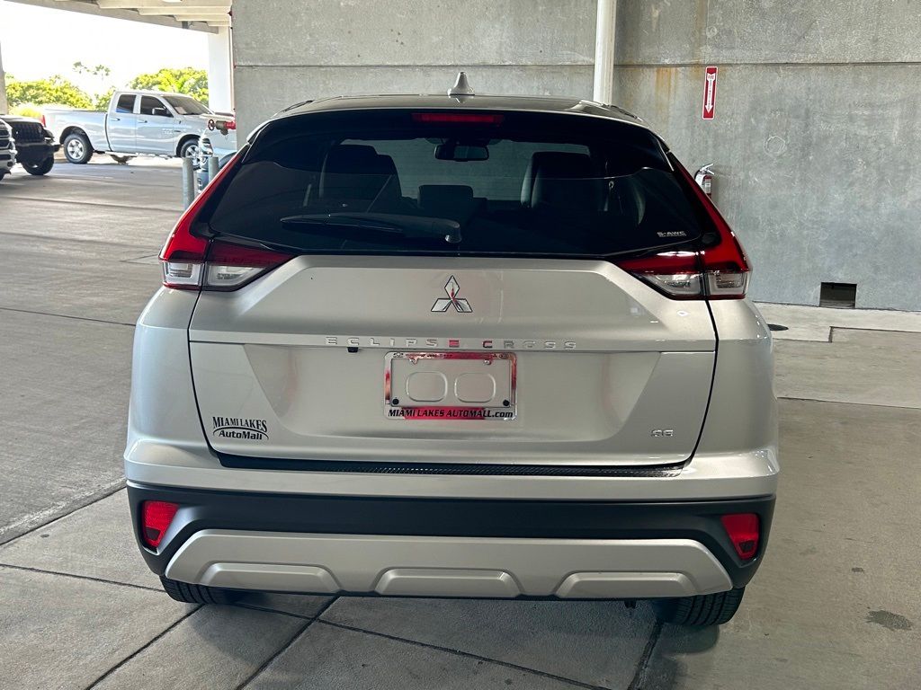 2024 Mitsubishi Eclipse Cross SE photo 4