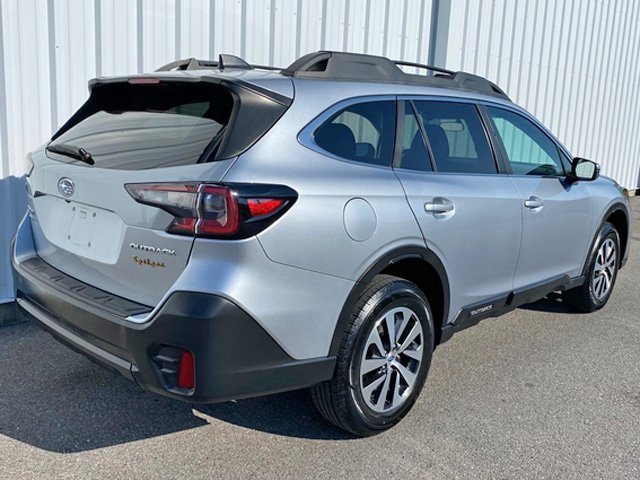 2021 Subaru Outback Premium photo 3