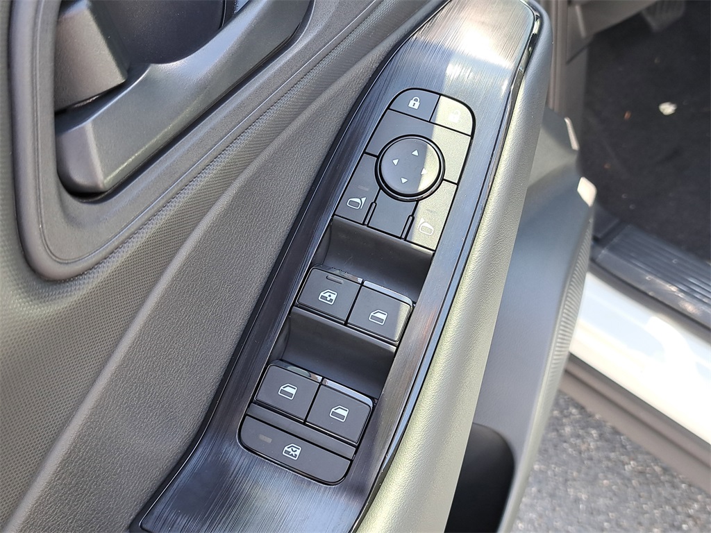 2026 Nissan Rogue S photo 22