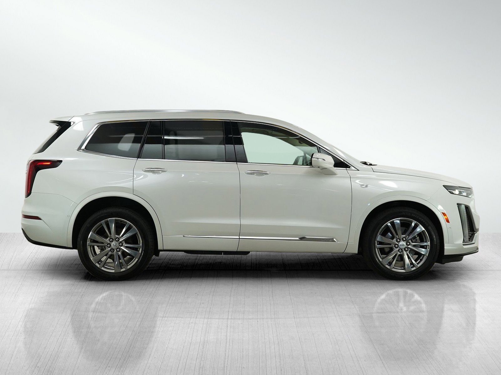 2023 Cadillac XT6 Premium Luxury photo 6
