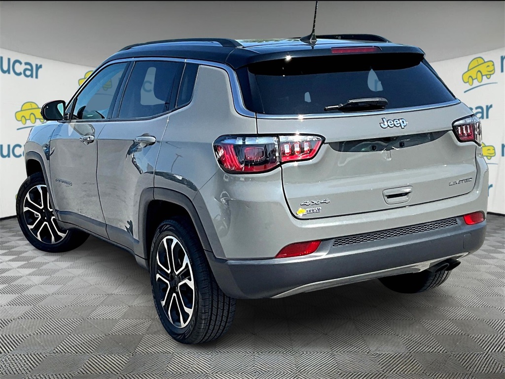 2022 Jeep Compass Limited photo 4