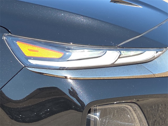 2019 Hyundai Santa Fe SEL photo 2
