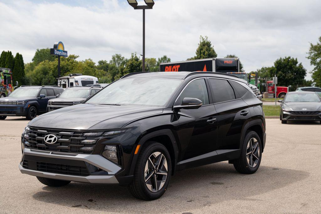 2025 Hyundai Tucson SEL Convenience photo 2